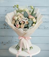 Букет цветов из:  Розы и Лизиантусы в Пересвете