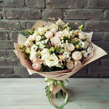Букет цветов из:  Альстромерии, Розы и Хризантемы #REPLACE_PRED# Пересвете