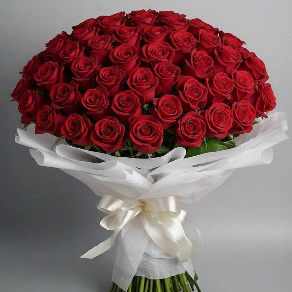 Букет 101 Красная роза Блэк Мэджик в Пересвете