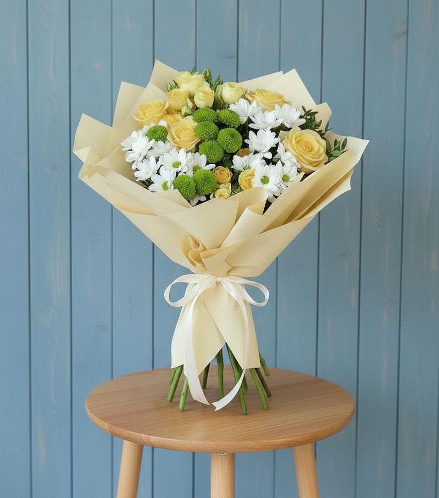 Букет цветов из: Хризантемы и Розы в Пересвете