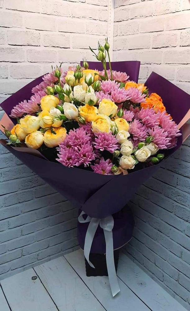 Букет цветов из: Хризантемы и Розы в Пересвете