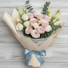Букет цветов из:  Лизиантусы в Пересвете