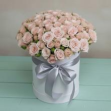 Цветочная композиция из Розы в шляпной коробке в Пересвете