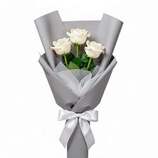Букет 3 белые розы в Пересвете