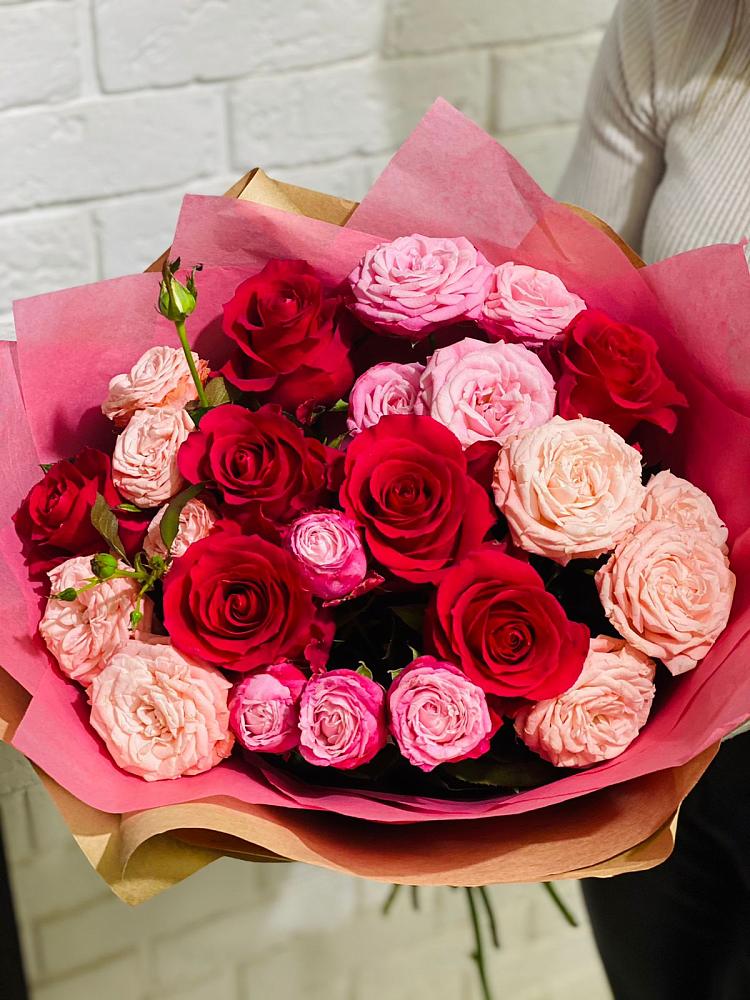 Букет цветов из: Розы в Пересвете