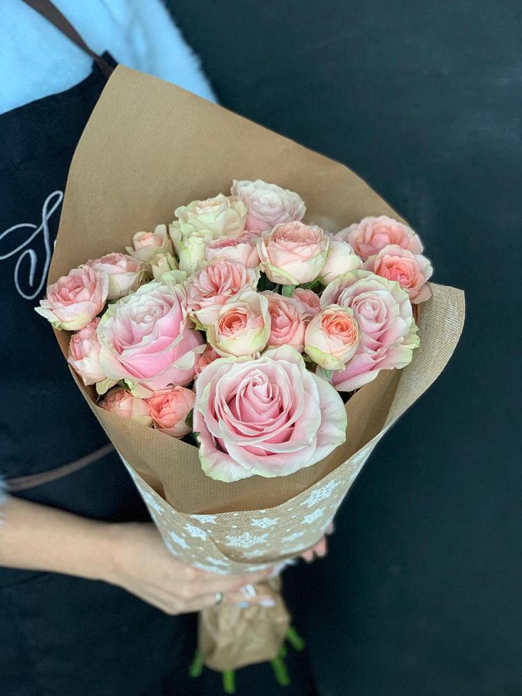 Букет цветов из: Хризантемы и Розы в Пересвете