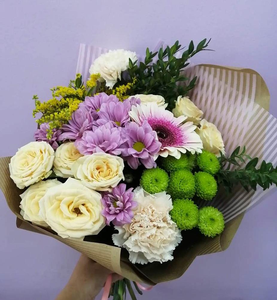 Букет цветов из: Хризантемы, Розы, Гвоздики и Герберы в Пересвете