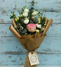 Букет цветов из:  Розы и Лизиантусы в Пересвете