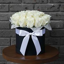 Цветочная композиция из Розы в шляпной коробке в Пересвете